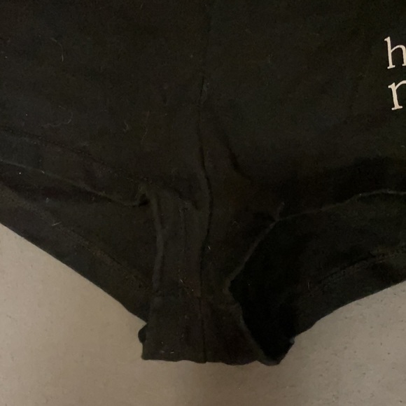 NWOT Black “Hug Me” briefs with a half handprint on each back cheek. Hehe.😂 - Picture 4 of 10